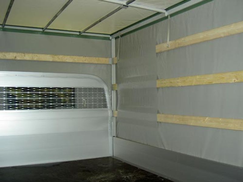 Kapell i polyester Ford Transit