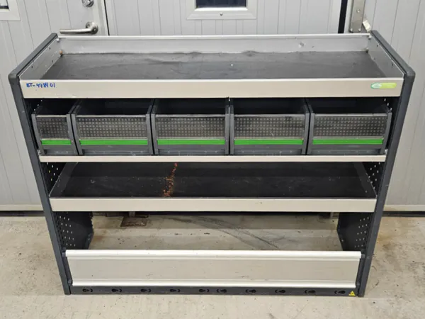 Pent brukt BOTT bilinnredning /BT-478401