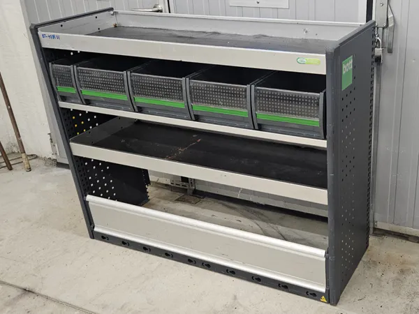 Pent brukt BOTT bilinnredning /BT-478401